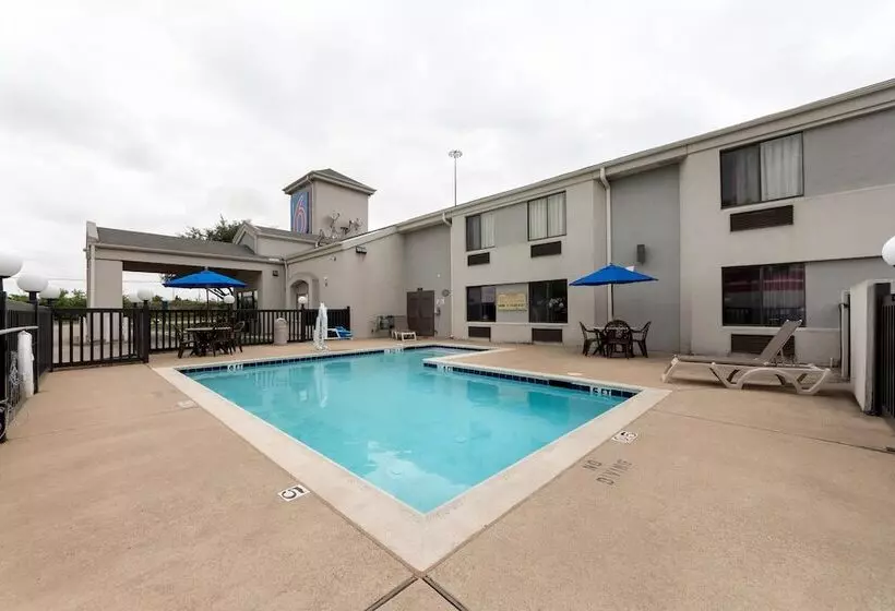 Motel 6dallas, Tx  Northeast
