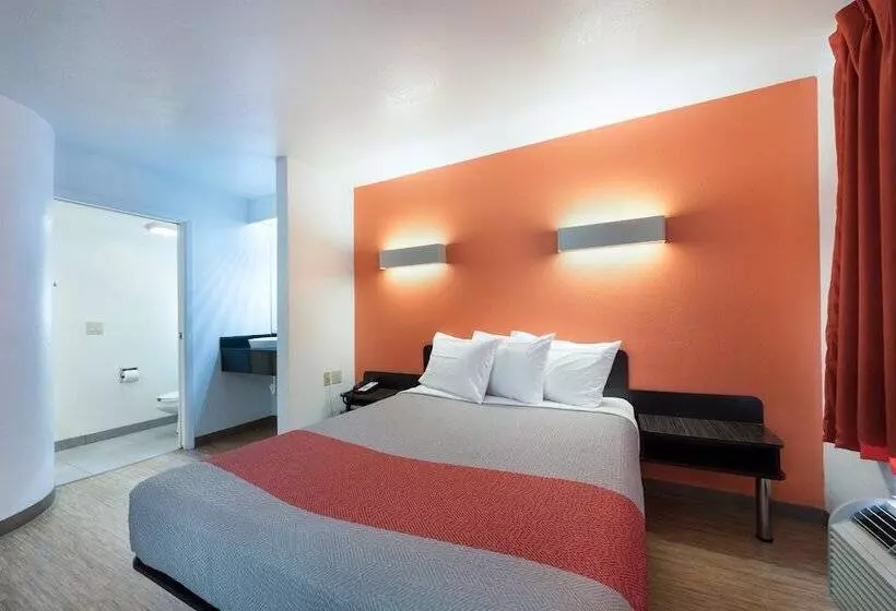 Motel 6dallas, Tx  Northeast