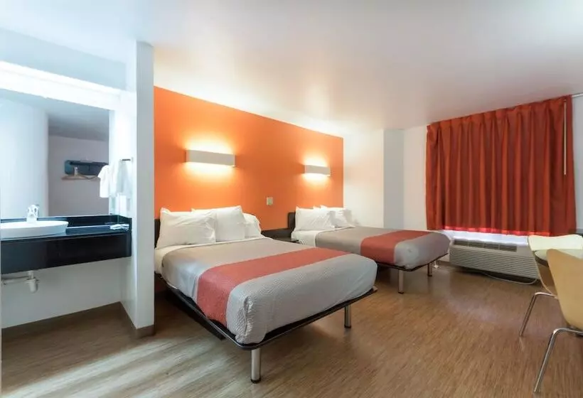 Motel 6dallas, Tx  Northeast
