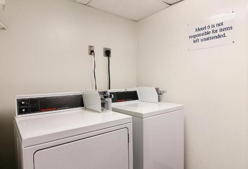 Motel 6fargo, Nd  West Acres  North Fargo