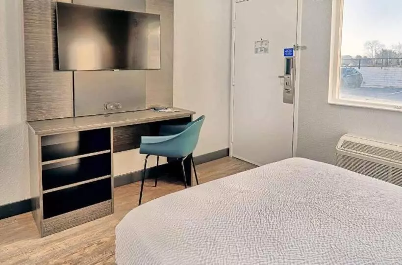 Motel 6 Lancaster, Ca