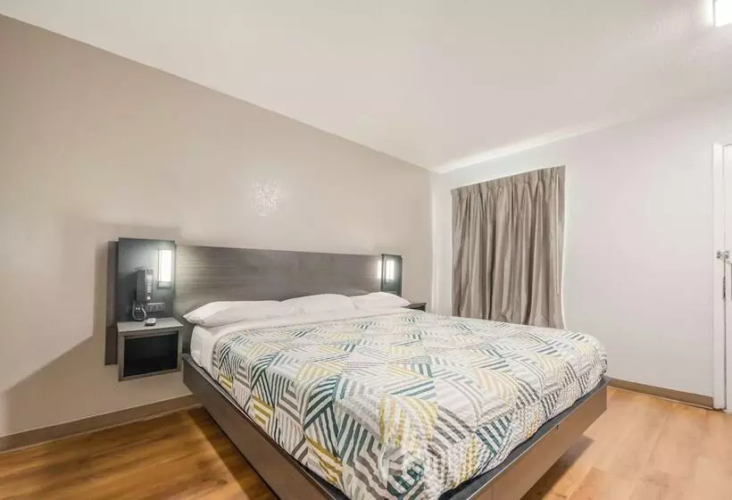 Motel 6laredo, Tx North I35