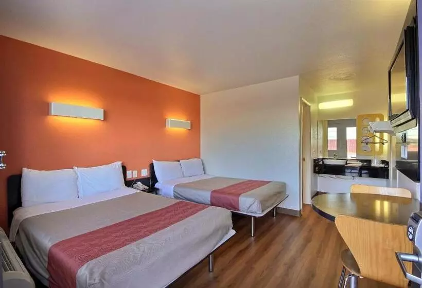 Motel 6laredo, Tx South