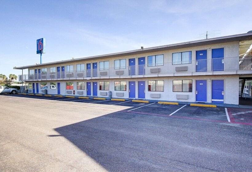 Motel 6laredo, Tx South