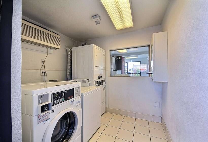 Motel 6laredo, Tx South