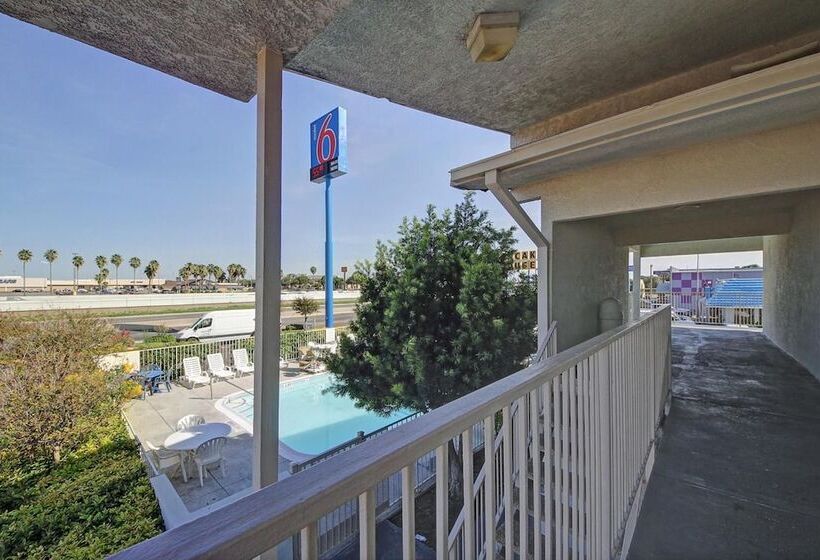 Motel 6laredo, Tx South