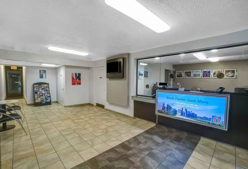 Motel 6 Lexington, Ky  East I75