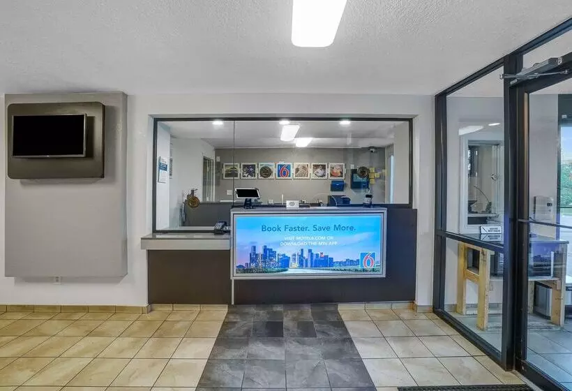 Motel 6 Lexington, Ky  East I75