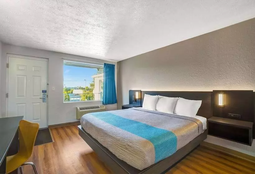 Motel 6 Lexington, Ky  East I75