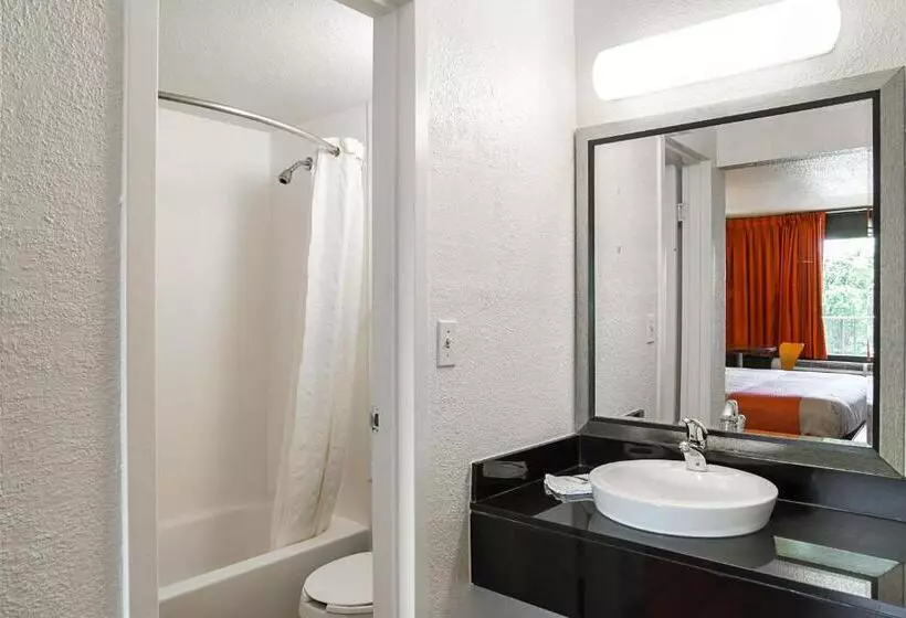 Motel 6little Rock, Ar West