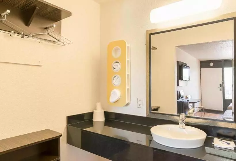 Motel 6little Rock, Ar West