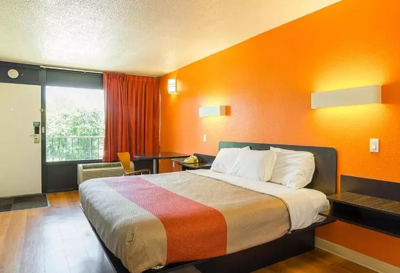 Motel 6little Rock, Ar West