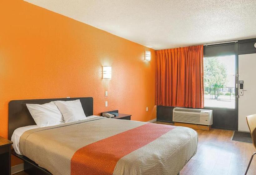 Motel 6little Rock, Ar  West