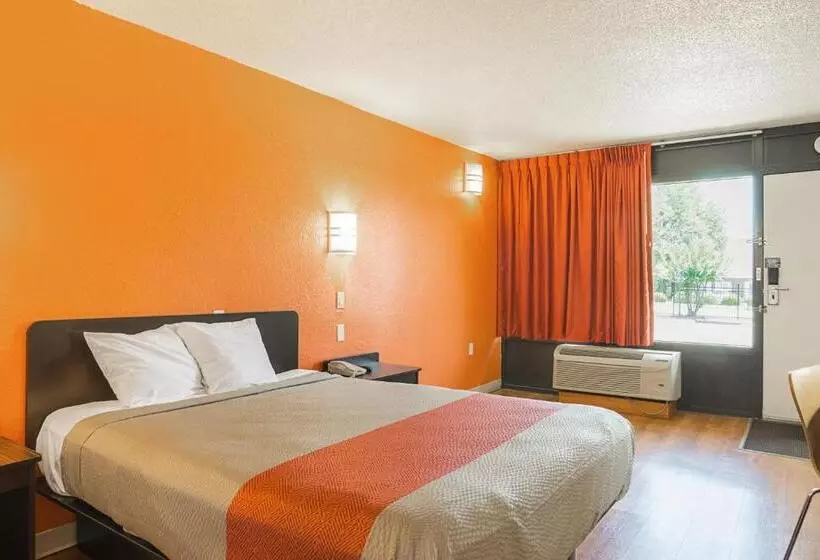 Motel 6little Rock, Ar West