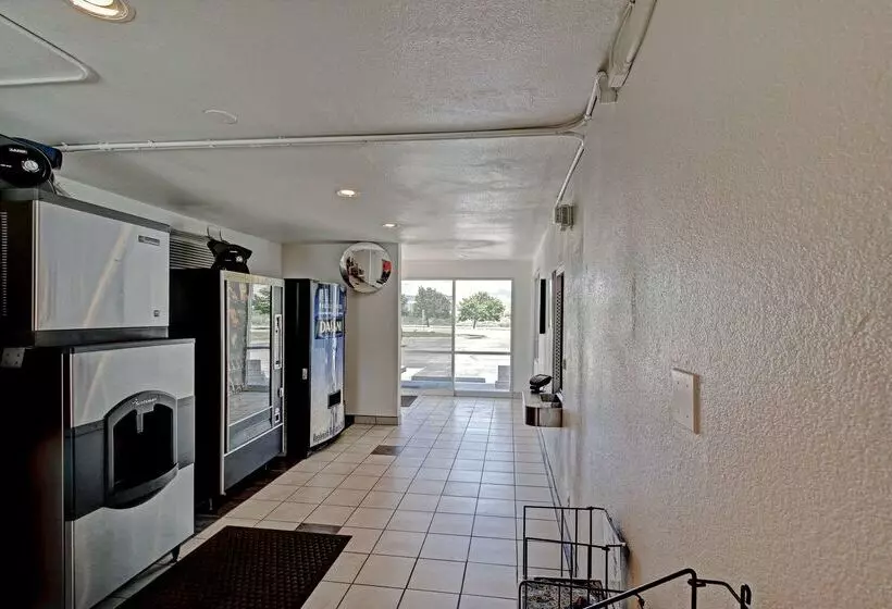 汽车旅馆  Econo Lodge Midvale