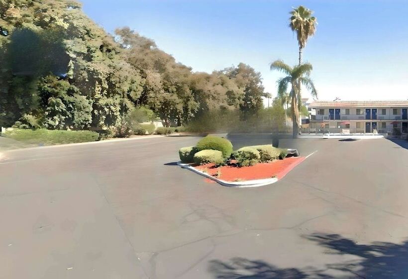 モーテル Park Inn By Radisson, Modesto