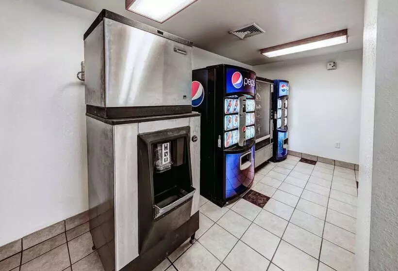 Motel 6niantic, Ct  New London