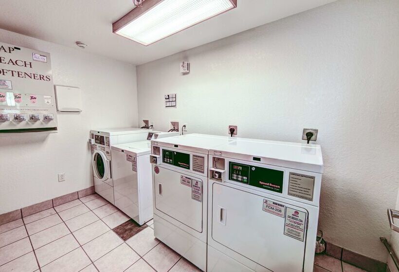 Motel 6niantic, Ct  New London