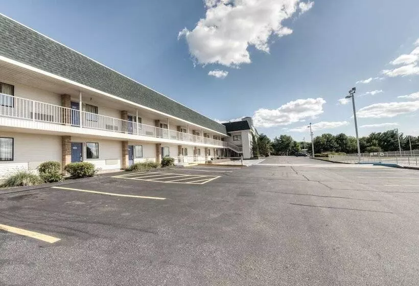 Motel 6niantic, Ct  New London