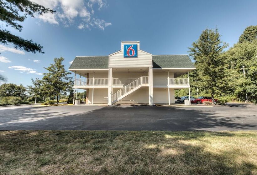 Motel 6niantic, Ct  New London
