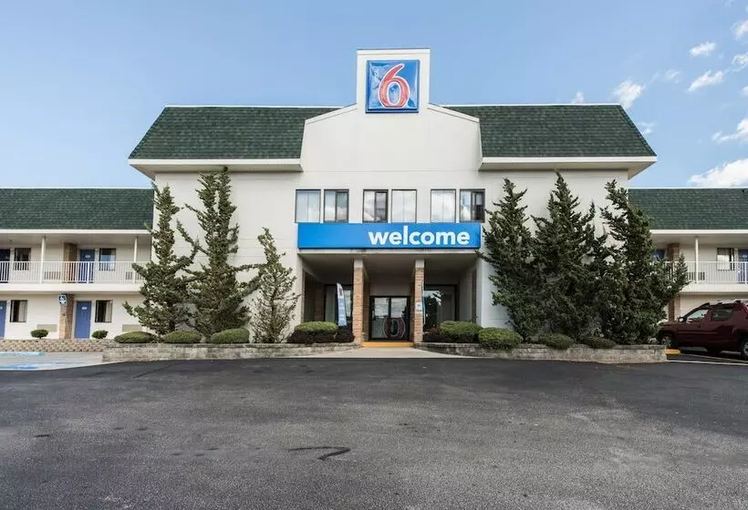 Motel 6niantic, Ct  New London