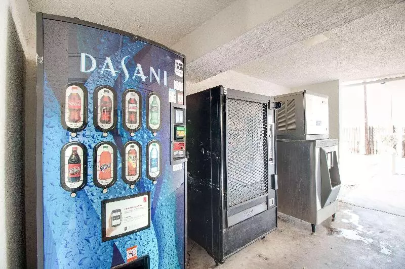 Motel 6 Phoenix, Az   East