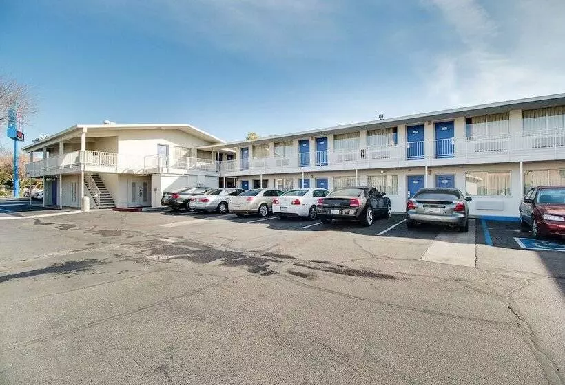 Motel 6 Phoenix, Az   East