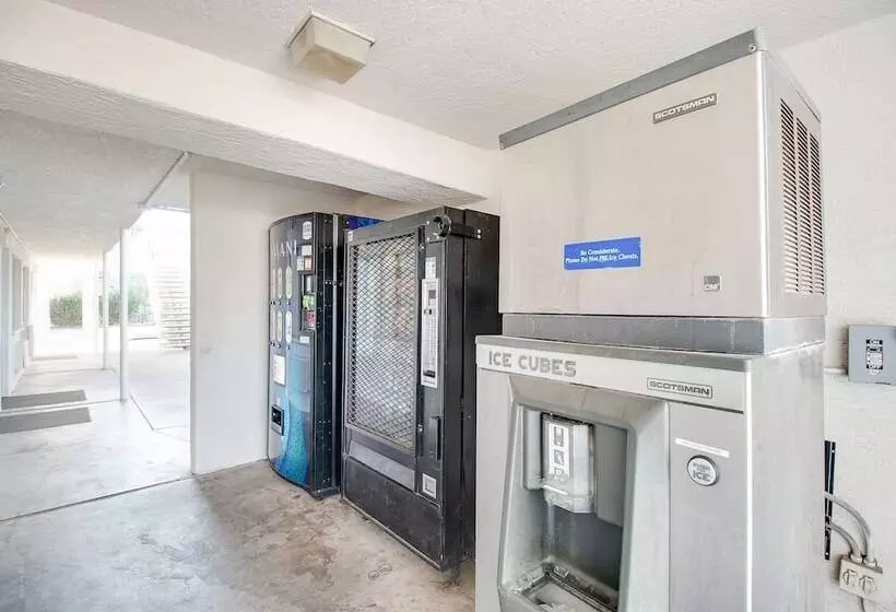 Motel 6 Phoenix, Az   East