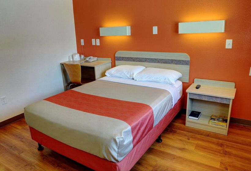 Motel 6slidell, La New Orleans