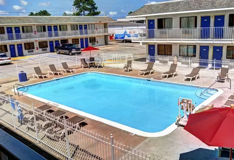 Motel 6slidell, La  New Orleans
