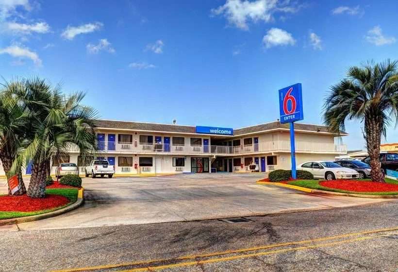 Motel 6slidell, La  New Orleans