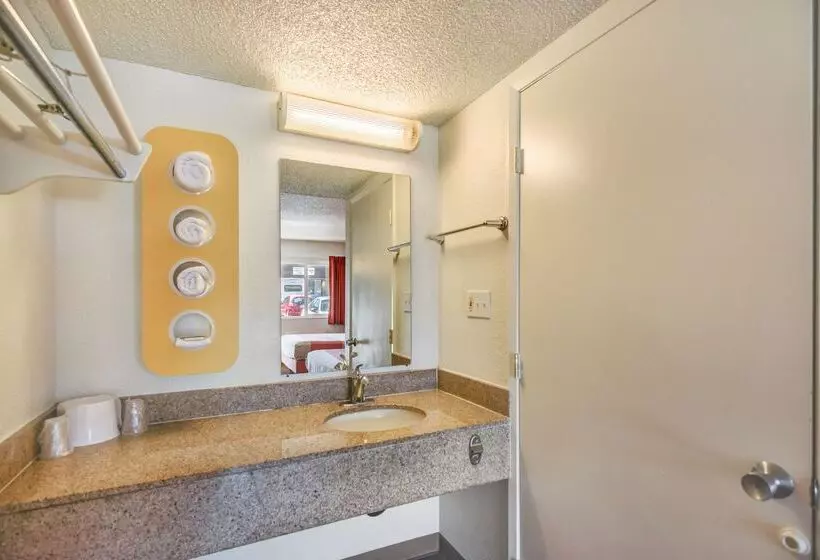 Motel 6stockton, Ca North