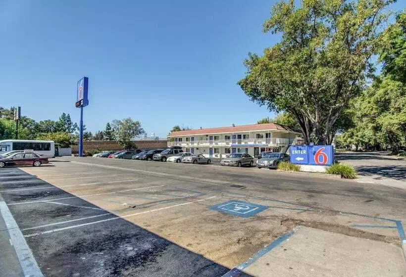 Motel 6stockton, Ca North