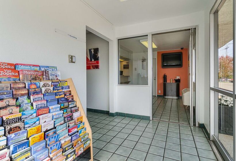 Motel 6topeka, Ks  Northwest