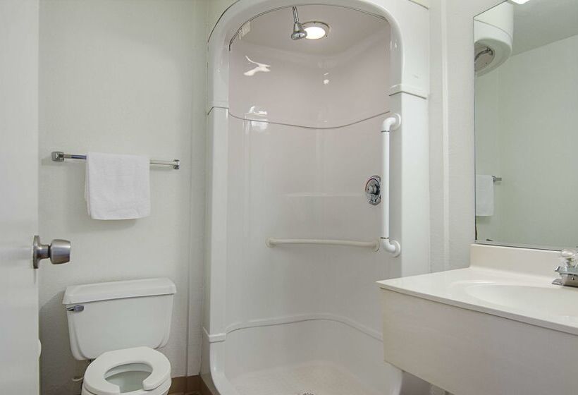 Motel 6topeka, Ks  Northwest