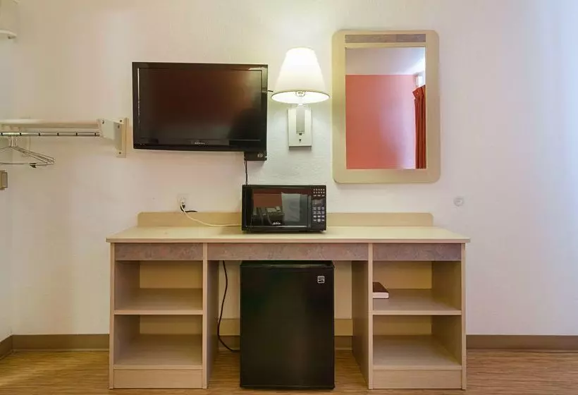 Motel 6topeka, Ks Northwest