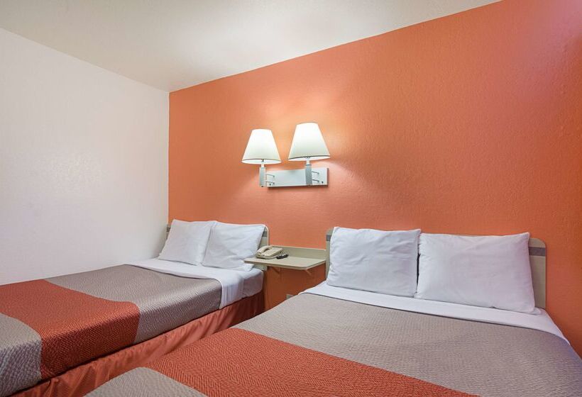 Motel 6topeka, Ks  Northwest