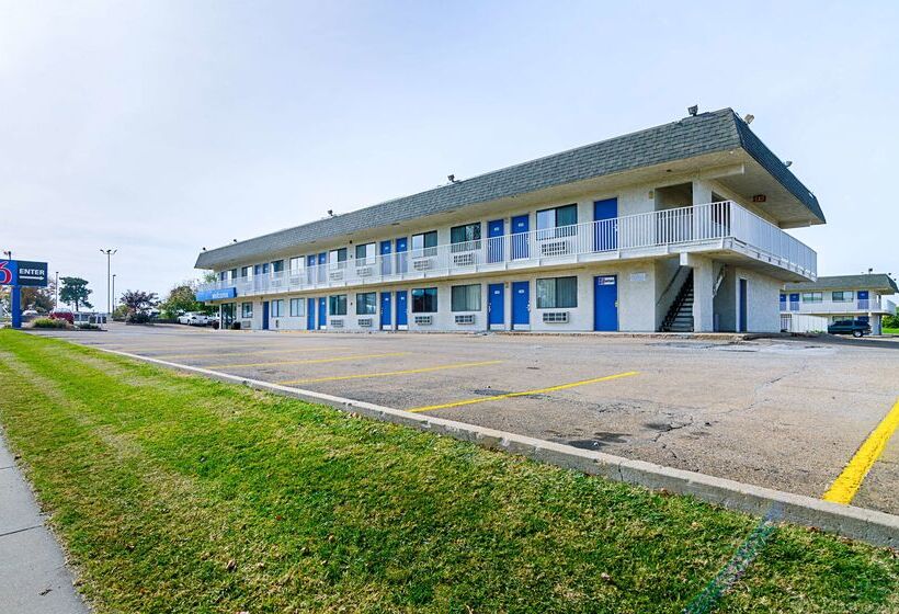 Motel 6topeka, Ks  Northwest