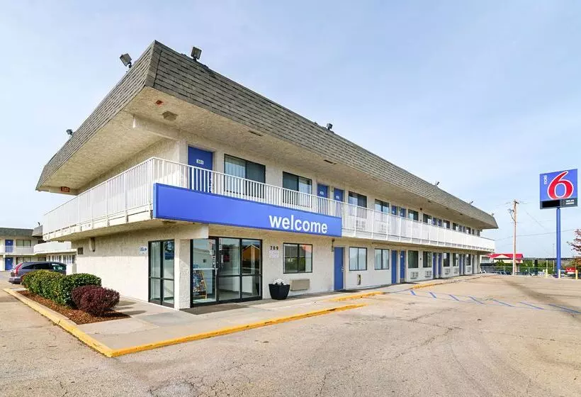 Motel 6topeka, Ks Northwest