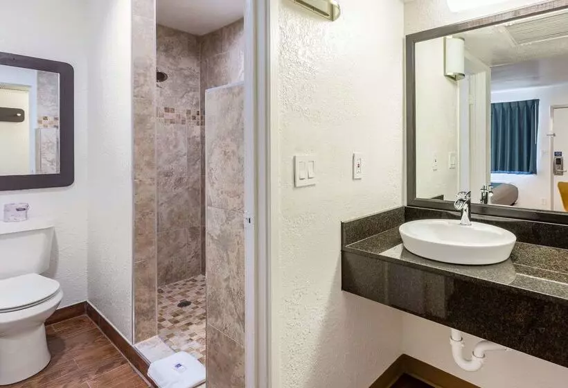 Motel 6valdosta, Ga University