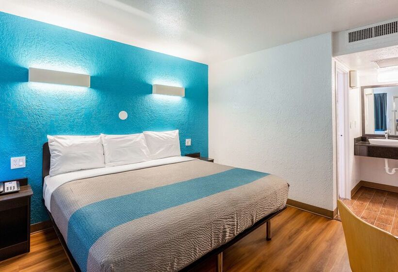 Motel 6valdosta, Ga University