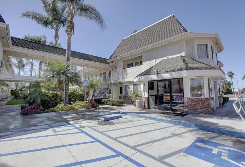 Motel 6westminster, Ca North