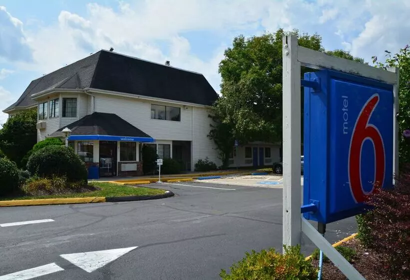 Motel 6wethersfield, Ct Hartford