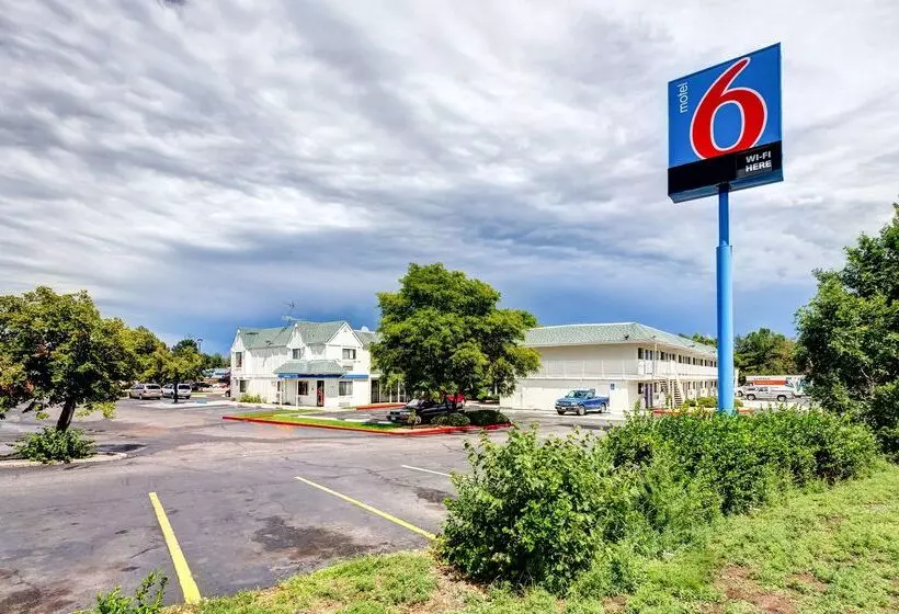 Motel 6wheat Ridge, Co  West  Denver North