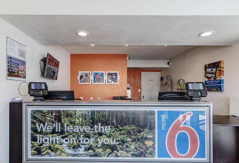 モーテル Park Inn By Radisson, Modesto