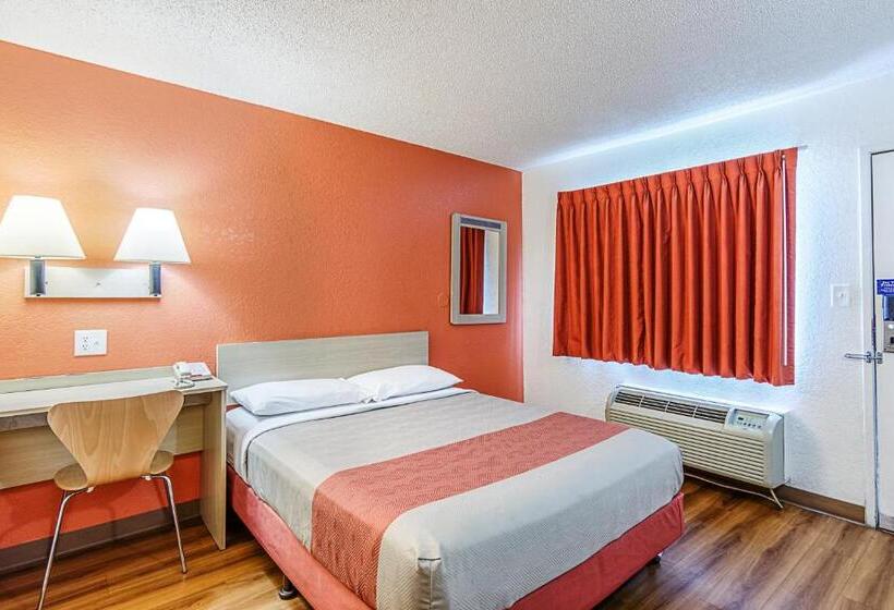 モーテル Park Inn By Radisson, Modesto