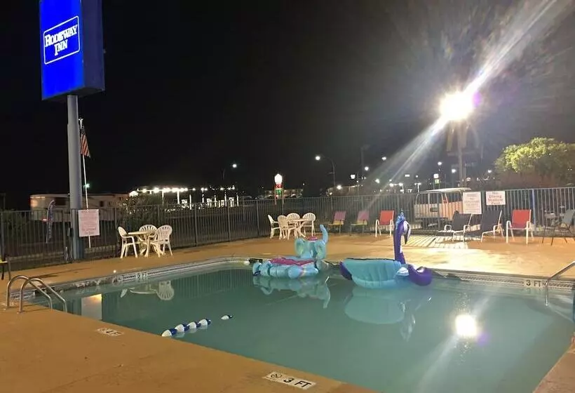 مُتل Rodeway Inn