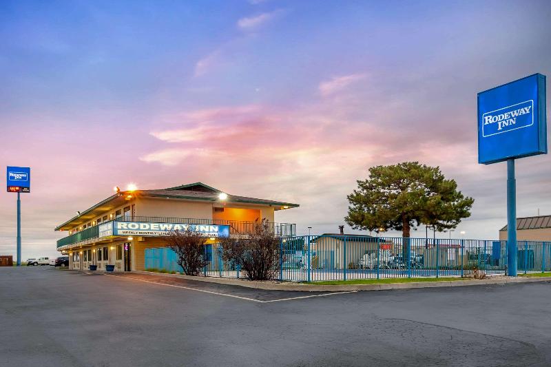 مُتل Rodeway Inn