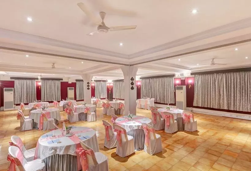 منتجع Club Mahindra Acacia Palms