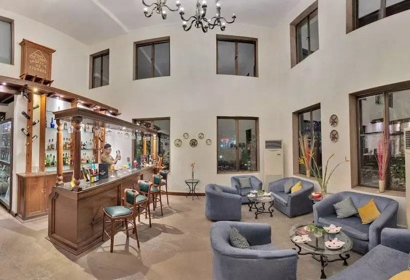 منتجع Club Mahindra Acacia Palms